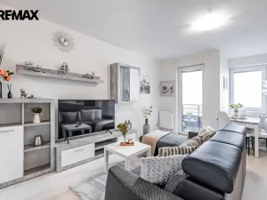 Prodej bytu 1+kk, Praha - Letňany, Miroslava Hajna, 48 m2