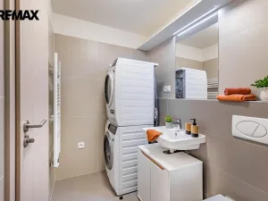 Prodej bytu 1+kk, Praha - Letňany, Miroslava Hajna, 48 m2