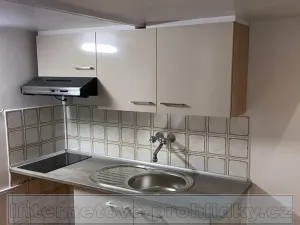 Pronájem bytu 1+kk, Praha - Břevnov, U první baterie, 16 m2
