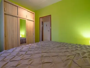 Pronájem bytu 2+kk, Tábor, nám. Přátelství, 40 m2