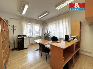 Prodej kanceláře, Karviná - Fryštát, Ostravská, 211 m2