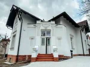 Pronájem kanceláře, Praha - Strašnice, U nových vil, 111 m2