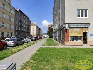 Pronájem obchodního prostoru, Olomouc, Praskova, 130 m2
