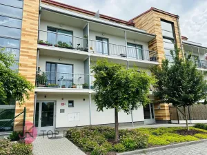 Pronájem bytu 2+kk, Velké Popovice, V parku, 59 m2