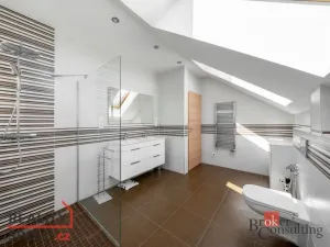 Prodej rodinného domu, Brandýsek, Nad Vodojemem, 196 m2