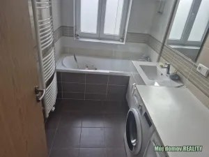 Pronájem bytu 4+kk, Praha - Karlín, Křižíkova, 74 m2