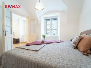 Prodej bytu 3+1, Praha - Malá Strana, Nebovidská, 57 m2