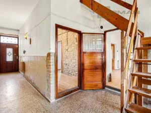 Prodej rodinného domu, Kostelec nad Labem, nám. Pod Martinem, 135 m2