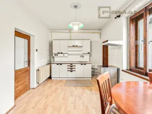 Prodej rodinného domu, Kostelec nad Labem, nám. Pod Martinem, 135 m2