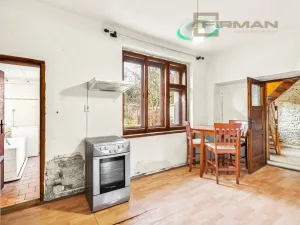 Prodej rodinného domu, Kostelec nad Labem, nám. Pod Martinem, 135 m2