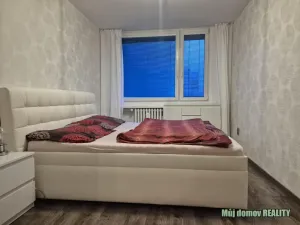 Pronájem bytu 2+kk, Praha - Háje, Mendelova, 42 m2
