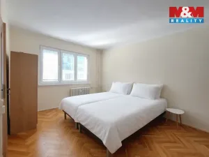Prodej bytu 1+1, Karlovy Vary, Krymská, 37 m2