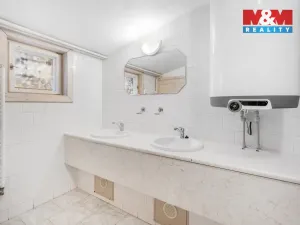 Prodej rodinného domu, Paseky nad Jizerou, 240 m2