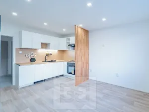 Pronájem bytu 2+kk, Liberec, 42 m2