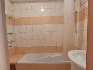 Pronájem bytu 2+1, Praha - Dejvice, Na Šťáhlavce, 61 m2