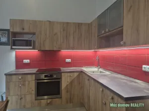 Pronájem bytu 2+1, Praha - Žižkov, Žerotínova, 70 m2