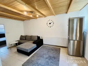 Pronájem bytu 2+kk, Libišany, 40 m2