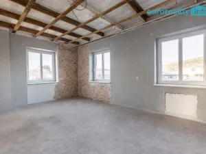 Prodej rodinného domu, Zákupy, U Stadionu, 272 m2