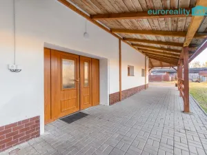 Prodej rodinného domu, Zákupy, U Stadionu, 272 m2