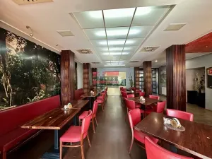 Prodej komerční nemovitosti, Veselí nad Lužnicí, náměstí T. G. Masaryka, 1037 m2