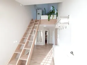 Pronájem bytu 4+1, Praha - Kobylisy, Služská, 128 m2