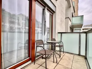 Pronájem bytu 2+kk, Praha - Karlín, Rohanské nábřeží, 65 m2