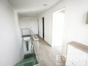 Prodej rodinného domu, Kolín - Kolín IV, Na Vršku, 158 m2