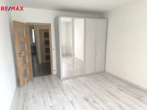 Pronájem bytu 2+1, Karlovy Vary - Drahovice, Gagarinova, 62 m2