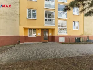 Prodej bytu 3+1, Meziboří, J. A. Komenského, 67 m2