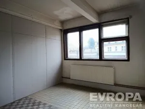 Pronájem skladu, Liberec - Liberec III-Jeřáb, Hanychovská, 10 m2