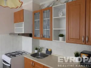 Prodej bytu 2+1, Pardubice - Zelené Předměstí, nábřeží Závodu míru, 53 m2