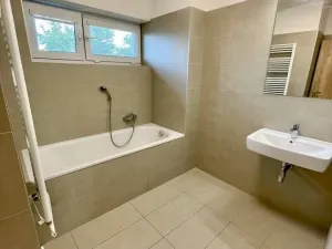 Pronájem bytu 2+kk, Opava, Ovocná, 64 m2