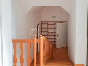 Pronájem rodinného domu, Hluboká nad Vltavou, Janáčkova, 200 m2