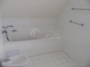 Pronájem rodinného domu, Hluboká nad Vltavou, Janáčkova, 200 m2