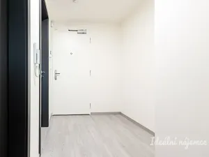 Pronájem bytu 2+kk, Praha - Hloubětín, Poděbradská, 55 m2