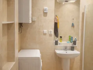 Prodej bytu 2+1, Praha, Tusarova, 67 m2