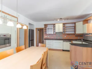 Pronájem bytu 4+kk, Praha - Braník, Gončarenkova, 87 m2