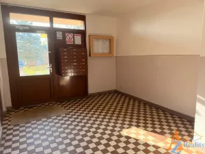 Pronájem bytu 2+1, Chomutov, Jirkovská, 65 m2