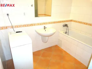 Pronájem bytu 2+1, Praha - Strašnice, Názovská, 55 m2