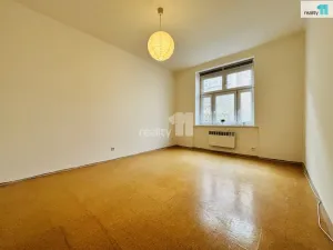 Pronájem bytu 1+kk, Praha - Žižkov, Biskupcova, 24 m2