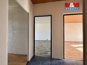 Prodej bytu 2+1, Chomutov, Dřínovská, 61 m2