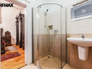 Pronájem kanceláře, Praha - Nové Město, Na Zderaze, 180 m2