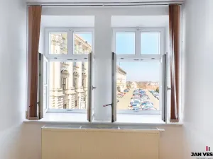 Pronájem kanceláře, Praha - Hradčany, Loretánské náměstí, 36 m2