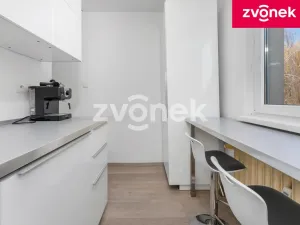 Prodej bytu 2+1, Zlín, Dukelská, 56 m2
