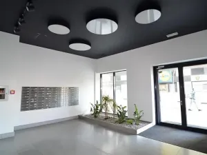 Pronájem bytu 2+1, Praha - Malešice, Počernická, 61 m2