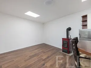 Prodej bytu 2+kk, Praha - Nusle, Pod vilami, 39 m2