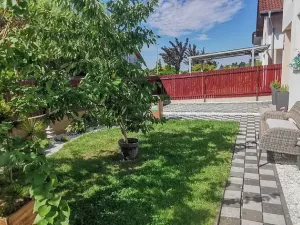 Prodej rodinného domu, Praha - Újezd nad Lesy, Lutínská, 18 m2