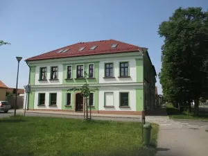 Pronájem bytu 1+kk, Hradec Králové, Denisovo náměstí, 43 m2