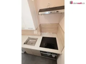 Pronájem bytu 2+kk, Praha - Letňany, Malkovského, 42 m2