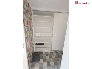 Pronájem bytu 2+kk, Praha - Letňany, Malkovského, 42 m2